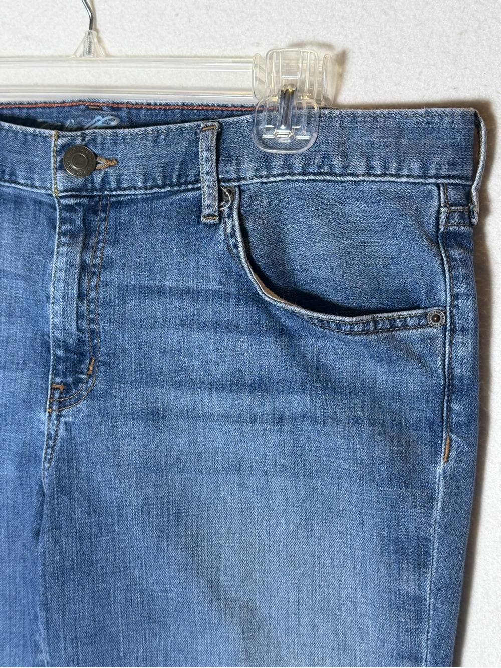 Eddie Bauer Boyfriend Relaxed Jeans Medium Wash Blue Women’s Petite Size P12 - Picture 3 of 7